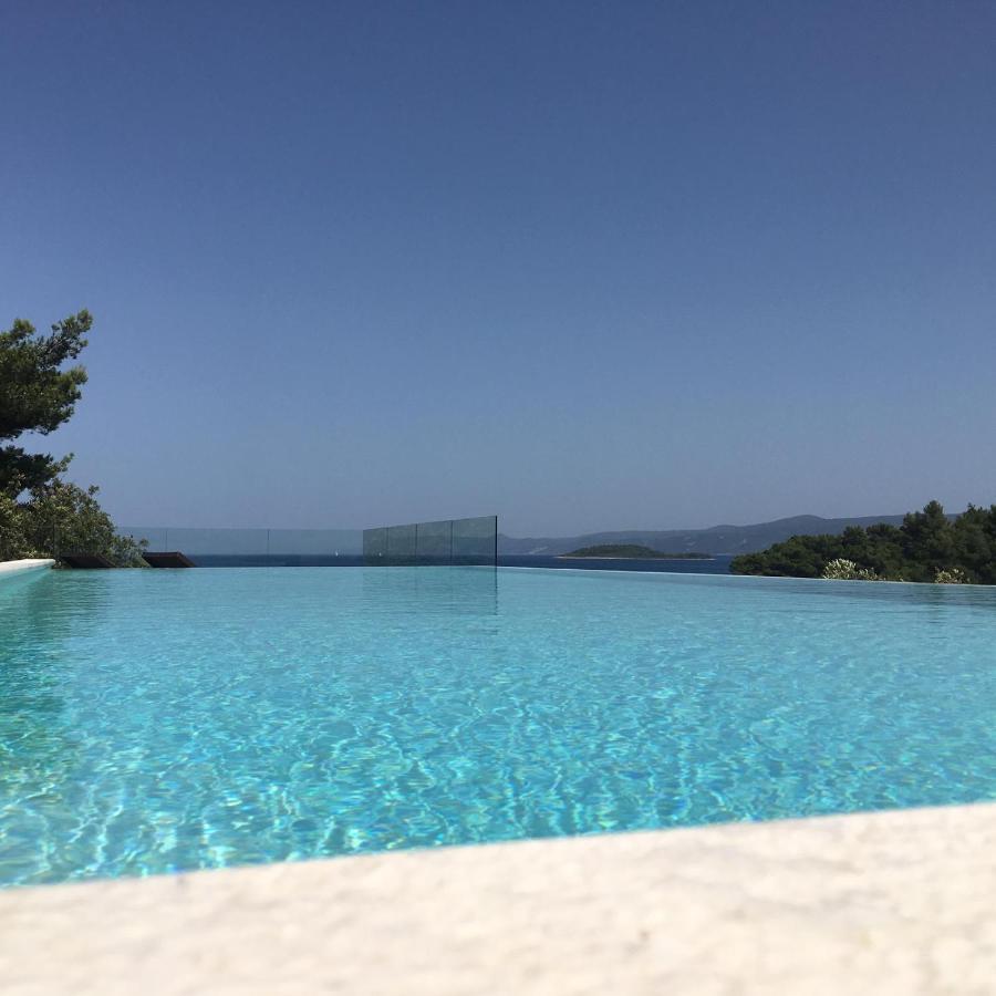Holiday Hvar Vrbanj エクステリア 写真