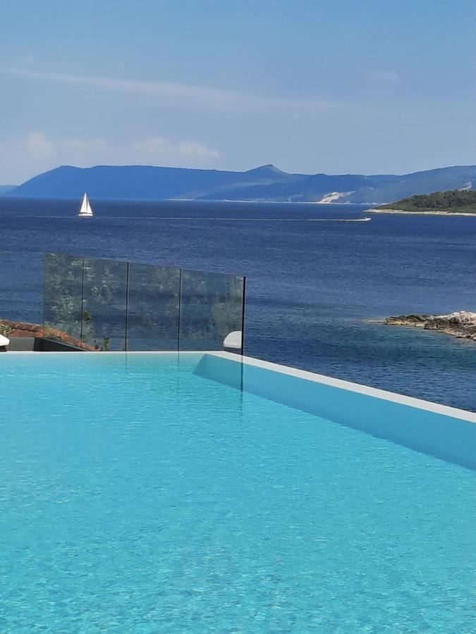 Holiday Hvar Vrbanj エクステリア 写真