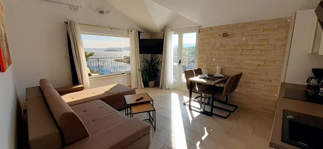 Holiday Hvar Vrbanj エクステリア 写真