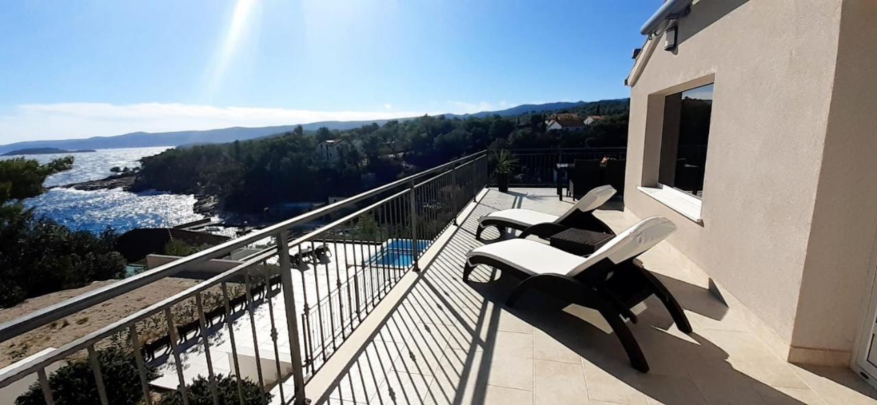 Holiday Hvar Vrbanj エクステリア 写真