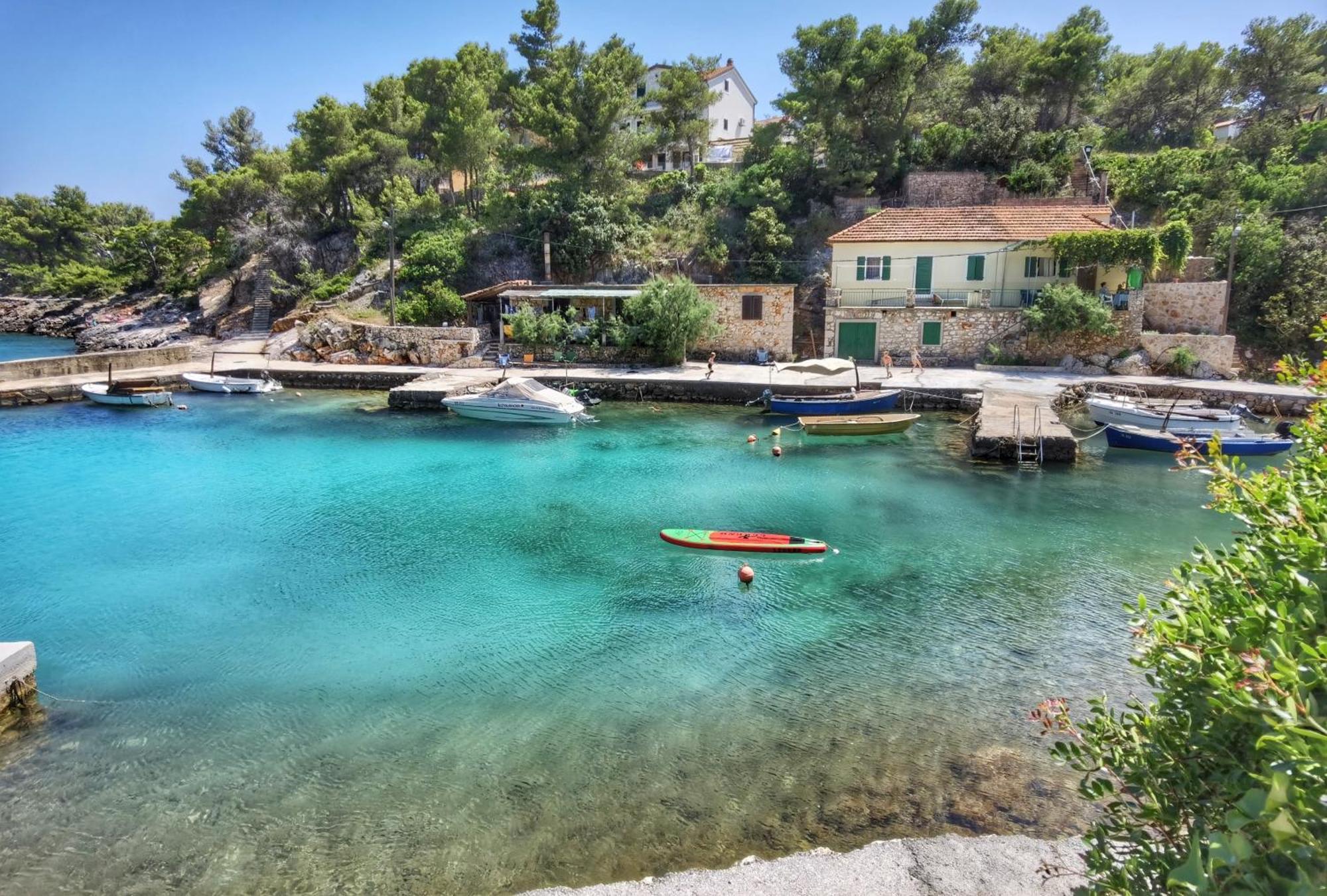 Holiday Hvar Vrbanj エクステリア 写真