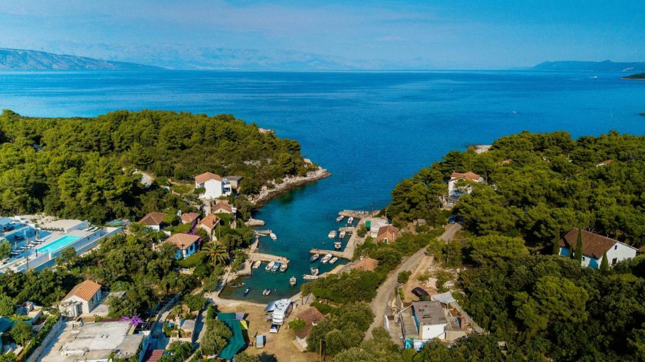 Holiday Hvar Vrbanj エクステリア 写真